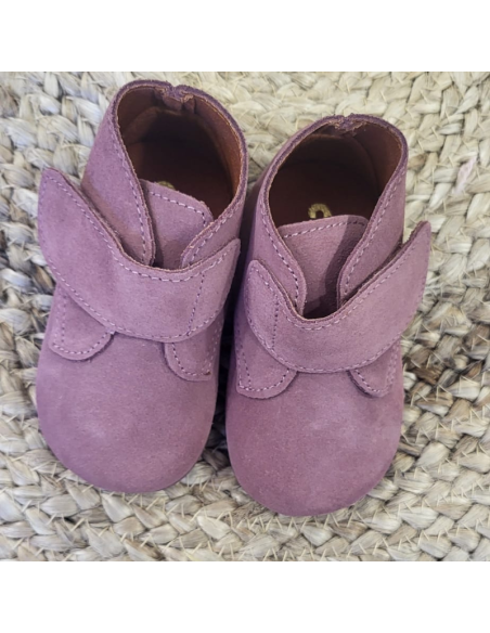 Botines respetuosos de serraje. Chuches