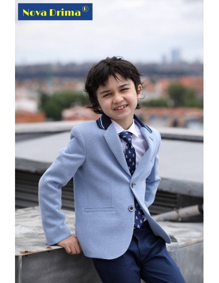 Traje de chaqueta cuello punto. Novadrima