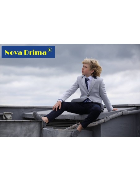 Traje de chaqueta cuello punto. Novadrima