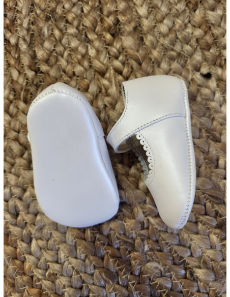 Merceditas blancas bebe  chuches