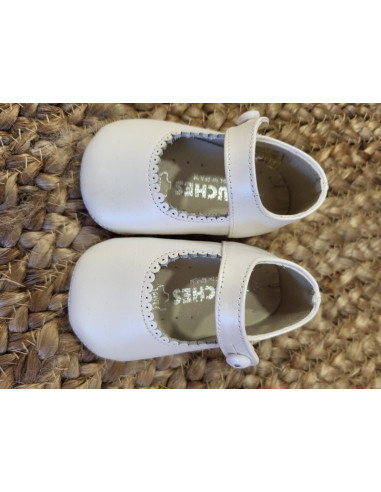 Merceditas blancas bebe  chuches