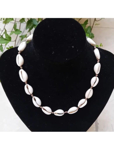 Collar de conchas